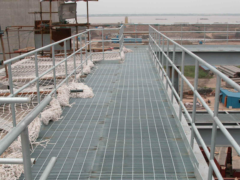 201807211532141100974798.jpg 平臺(tái)鋼格板1.jpg